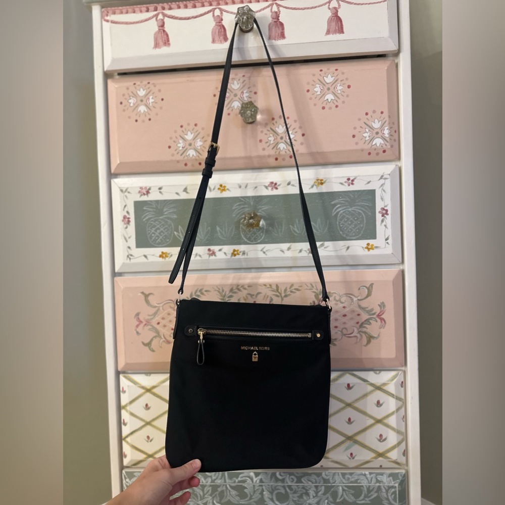 Michael Kors cross body bag